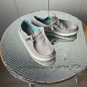 Hey Dude Wendy Shoes in Champagne Beige Size 9